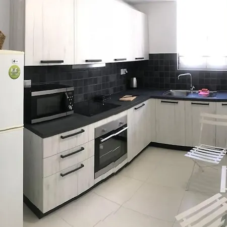 Penthouse Archeol Musiem, 3bdr, Big Balcony, Wifi 200 Mbps Fiber Lejlighed *